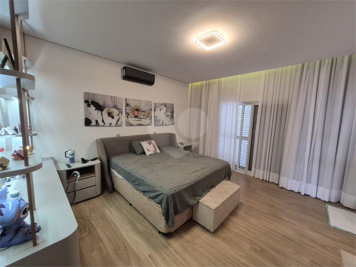 Foto REO1122763