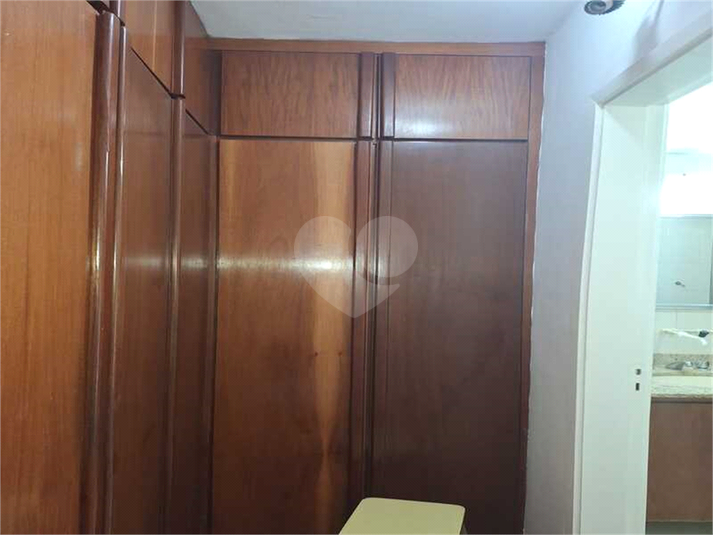 Foto REO1122775