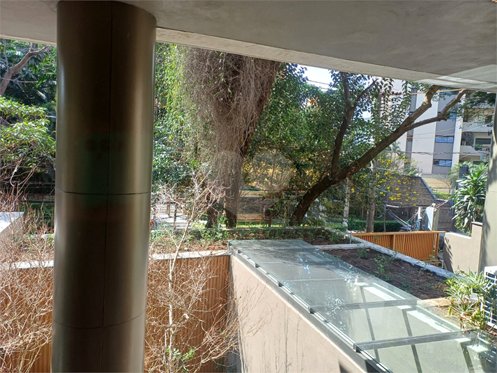 Foto REO1122784