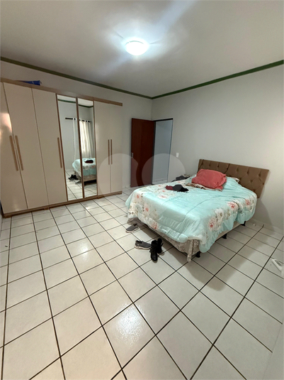 Foto REO1122788