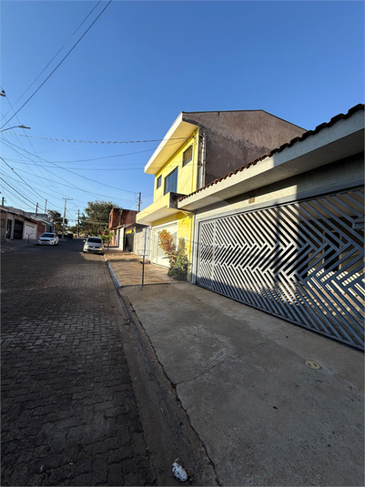 Foto REO1122788