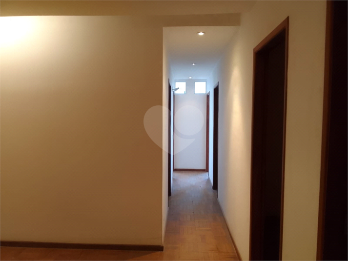 Foto REO1122789