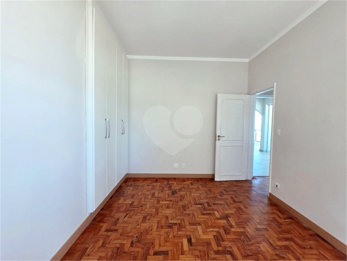 Foto REO1122817
