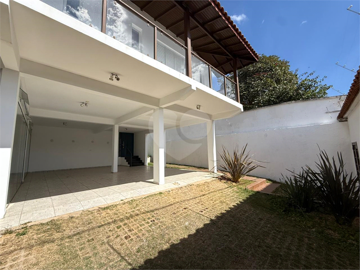 Foto REO1122833