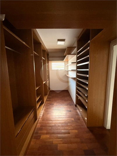 Foto REO1122833