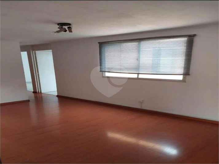 Foto REO1122857