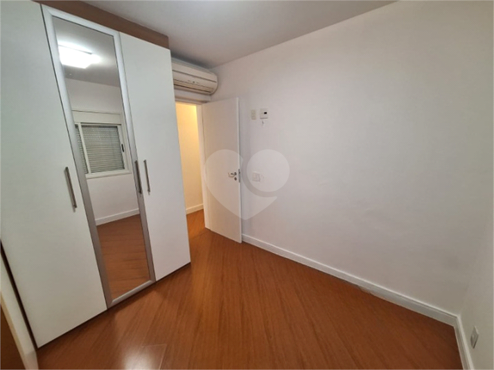 Foto REO1122870