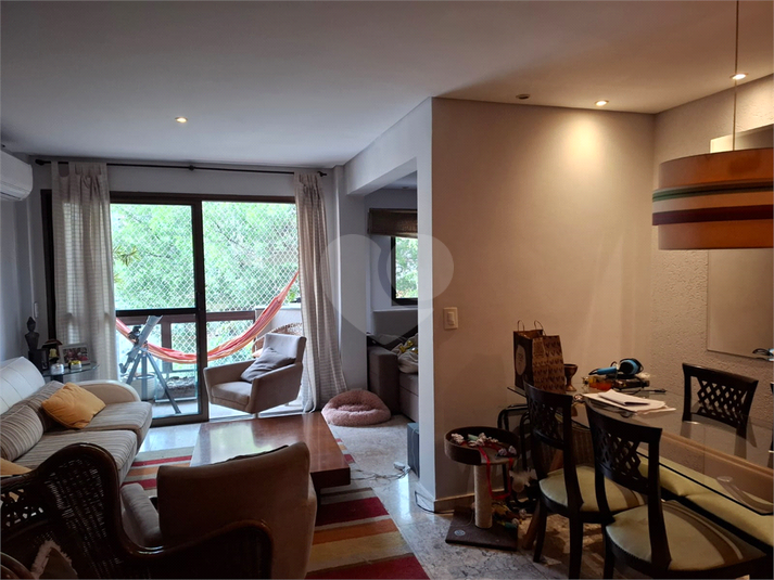 Foto REO1122895