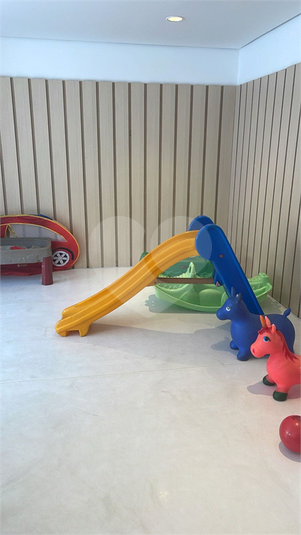 Foto REO1122902