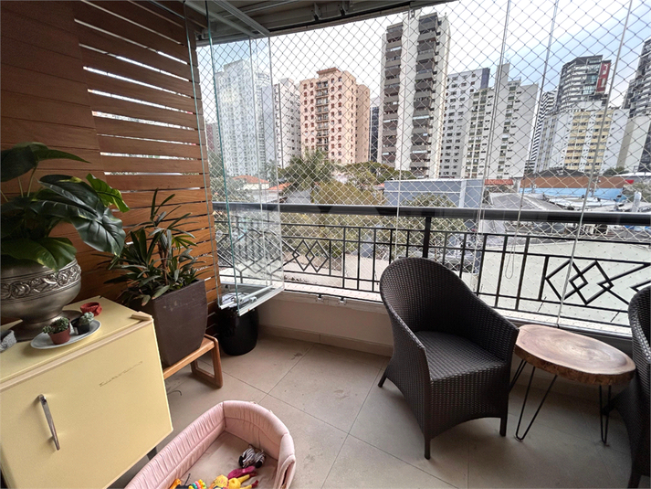 Foto REO1122904