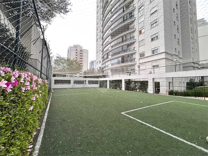 Foto REO1122904