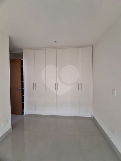 Foto REO1122928