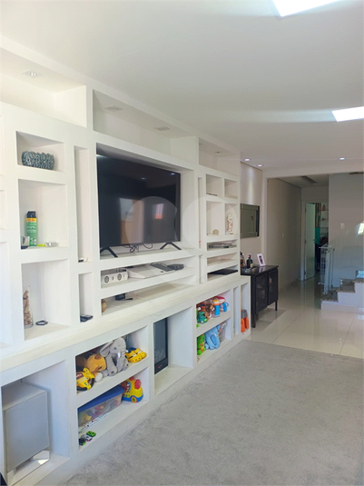 Foto REO1122936