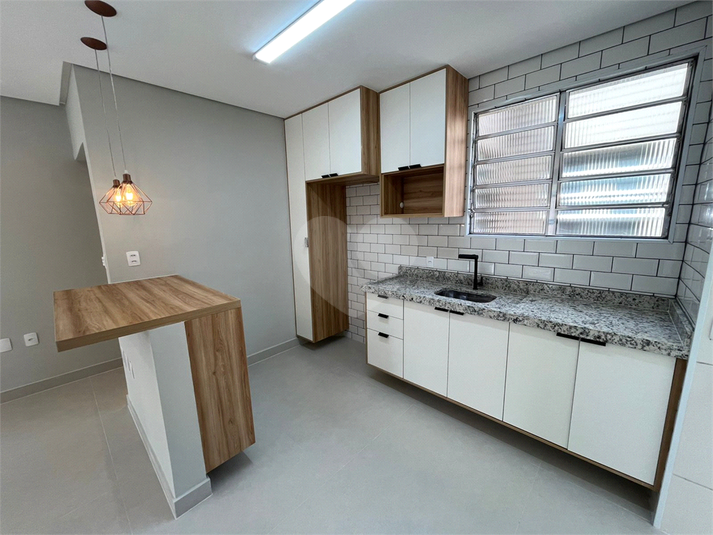 Foto REO1122949