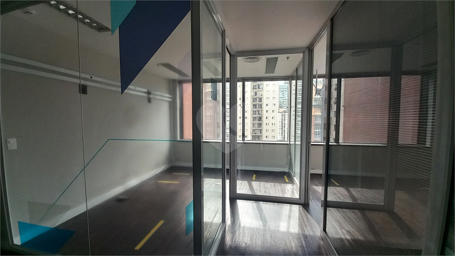 Foto REO1122979