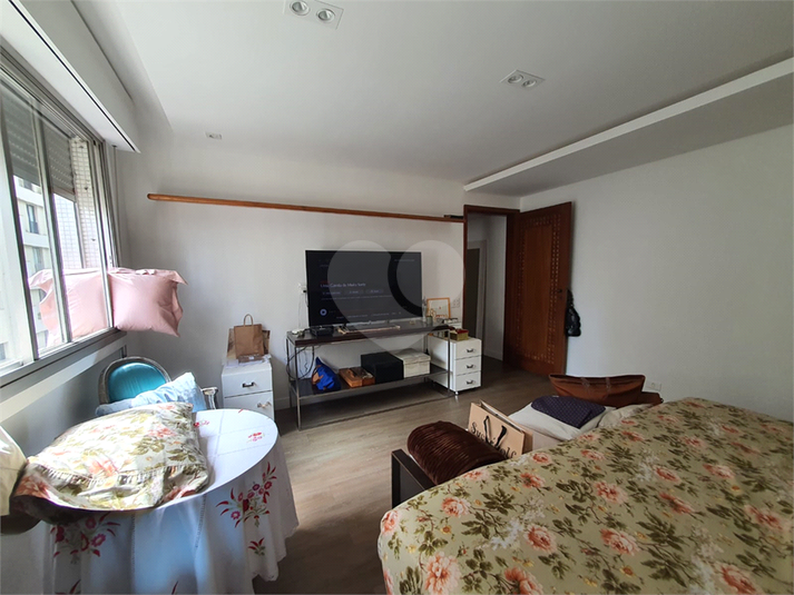 Foto REO1123035