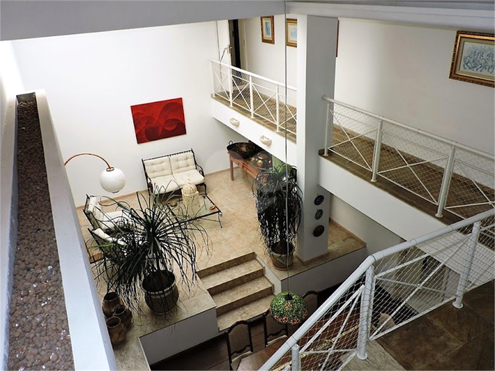 Foto REO1123043