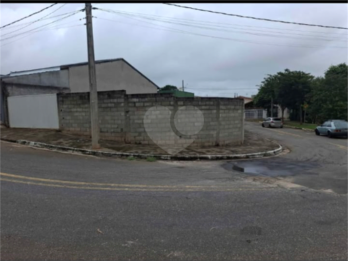 Foto REO1123068