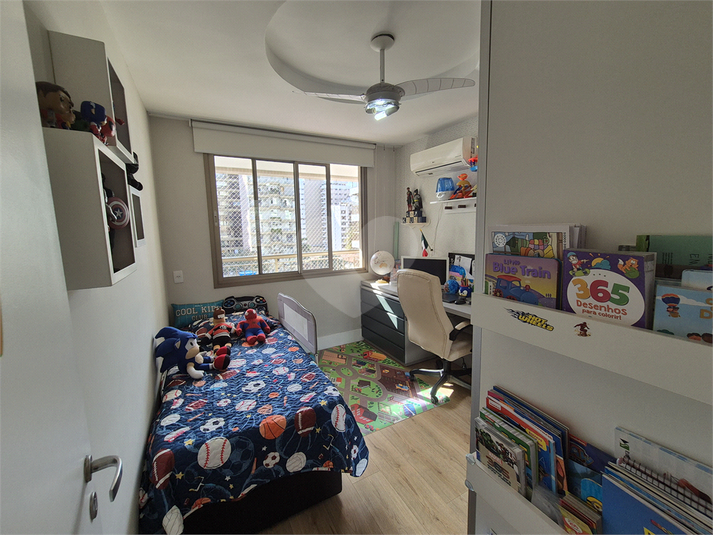 Foto REO1123086