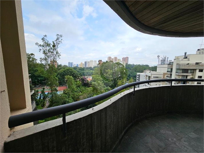 Foto REO1123094