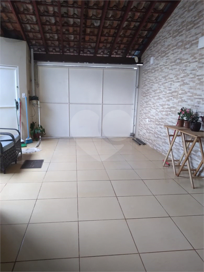 Foto REO1123143