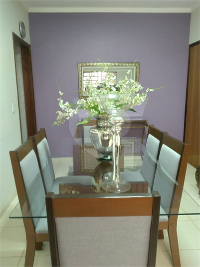 Foto REO1123143