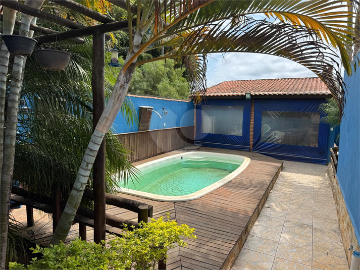 Foto REO1123173
