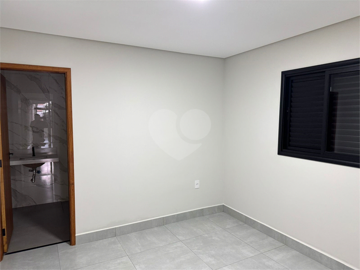 Foto REO1123176