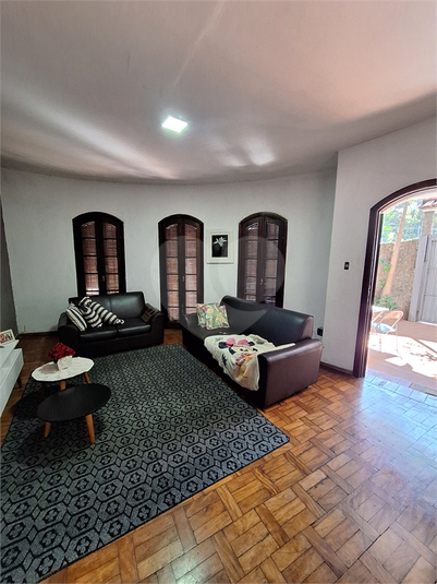 Foto REO1123204