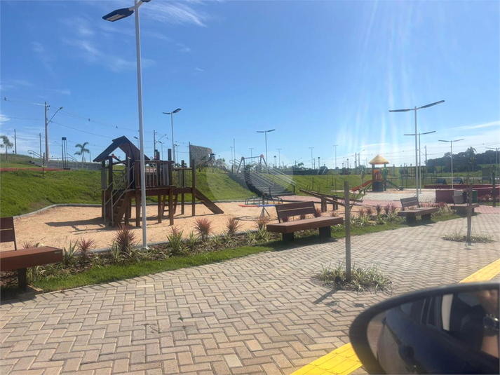 Foto REO1123218