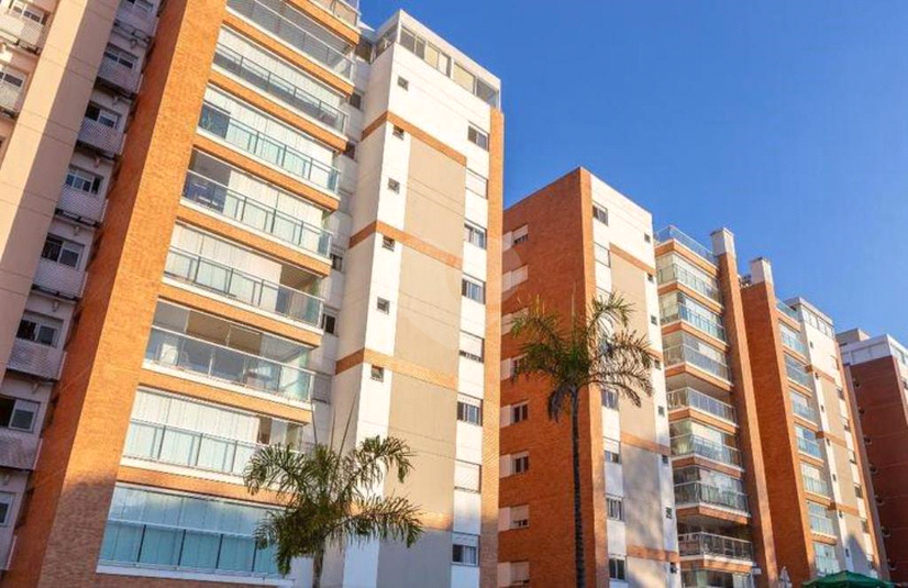 Foto REO1123233
