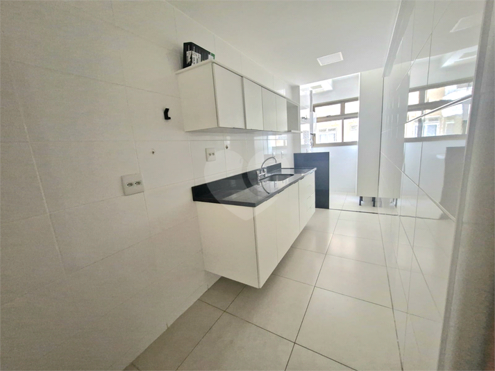 Foto REO1123250