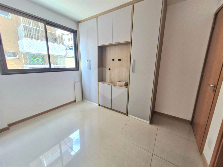 Foto REO1123250