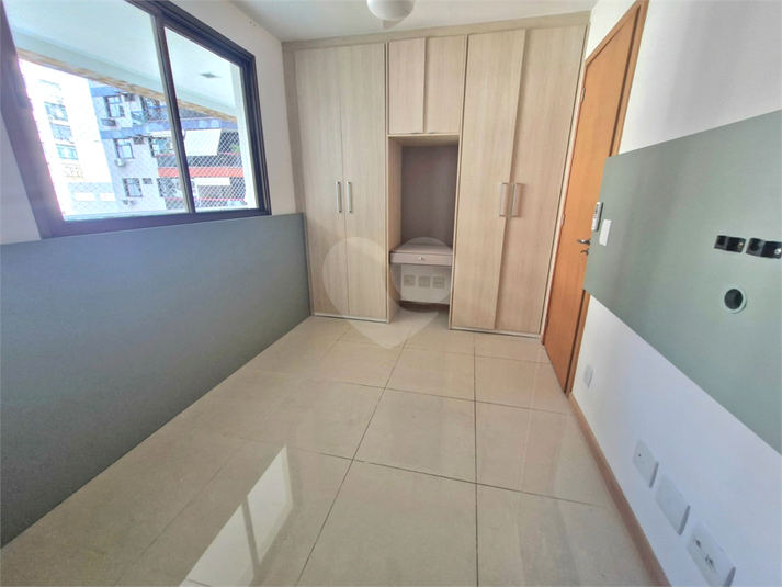 Foto REO1123250