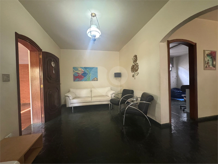 Foto REO1123256