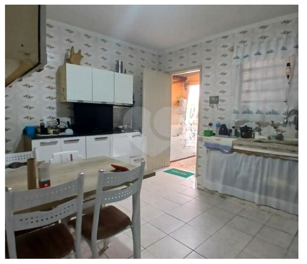 Foto REO1123261