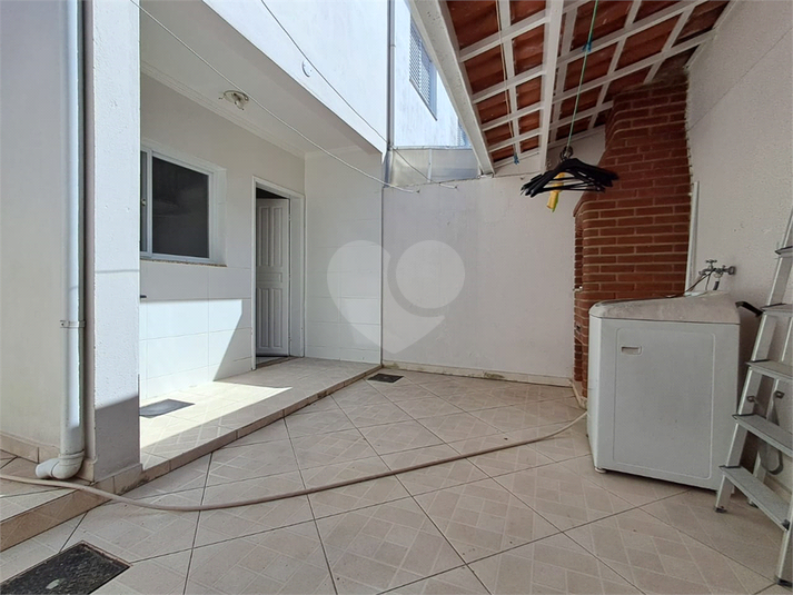 Foto REO1123300
