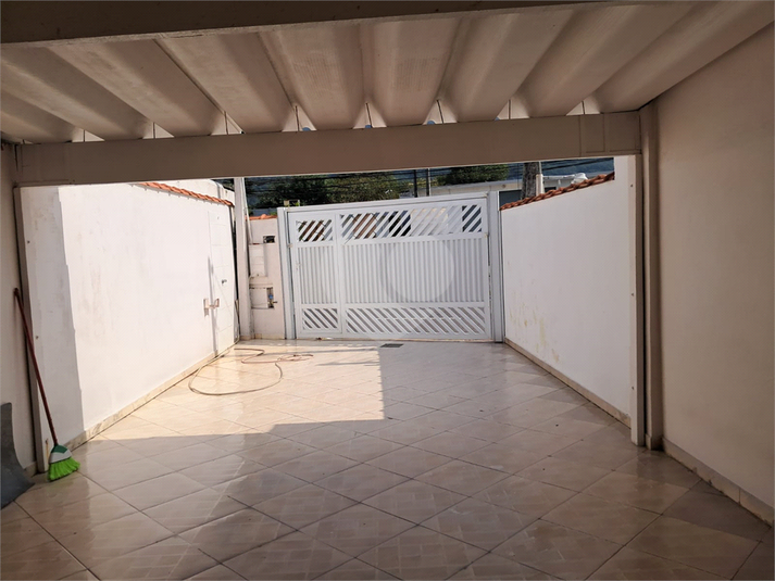 Foto REO1123300