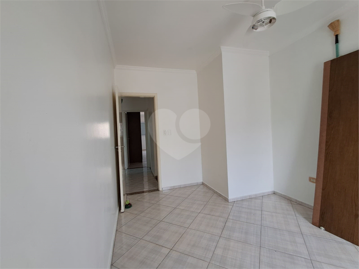 Foto REO1123300