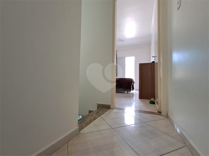 Foto REO1123300
