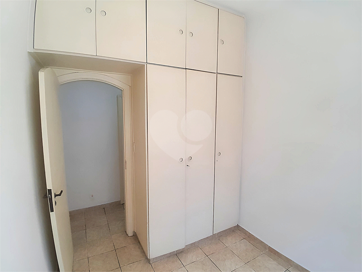 Foto REO1123301