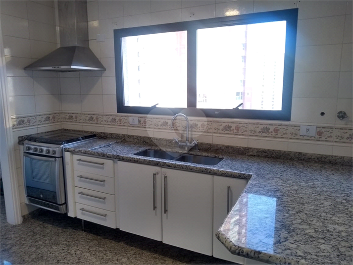 Foto REO1123322