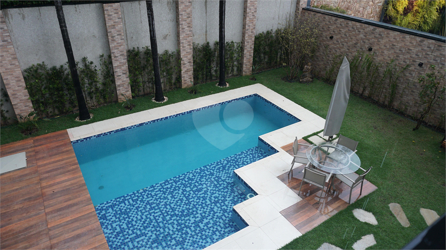Foto REO1123328