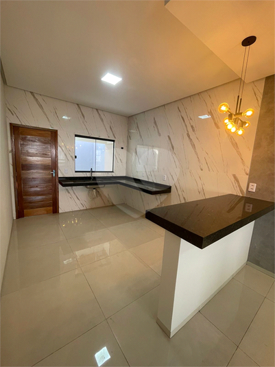 Foto REO1123345