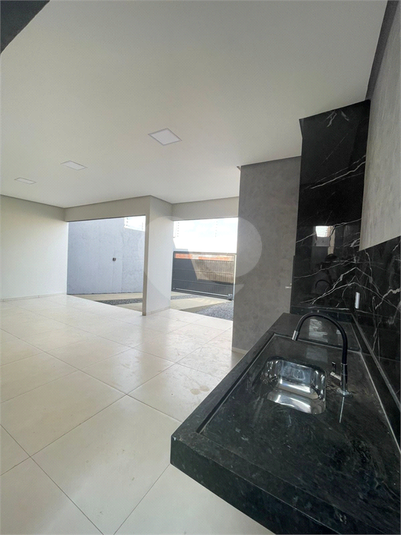 Foto REO1123345
