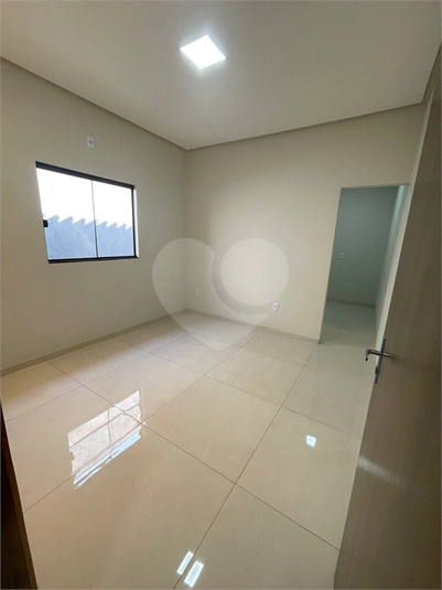 Foto REO1123345