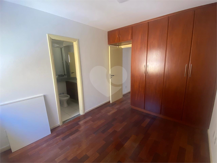 Foto REO1123348