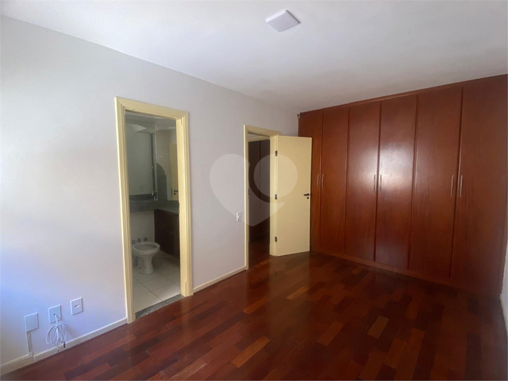 Foto REO1123348
