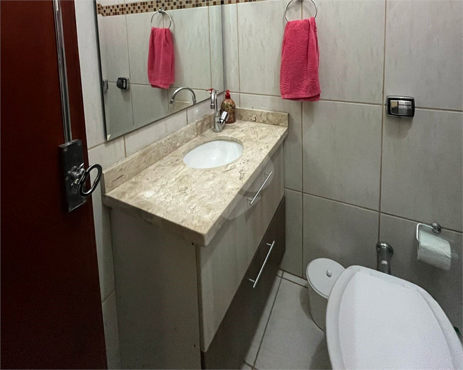 Foto REO1123353