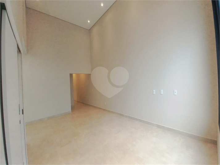 Foto REO1123376